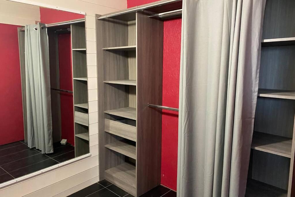 Appartement En Entree De Ville Avec Balneo Pont-lʼAbbé Dış mekan fotoğraf